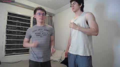 Scot y Patrick online show from 11-10-25, 01:15