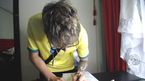 Snapshot of _thomas_hot_ chatting on 12-26-24, 07:05 Thomas online show from 12-26-24, 07:05