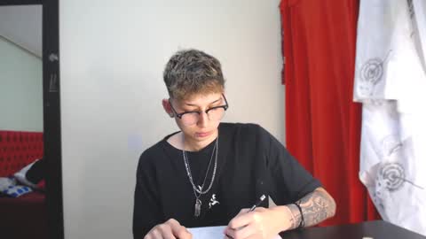 Snapshot of _thomas_hot_ chatting on 01-02-25, 07:51 Thomas online show from 01-02-25, 07:51