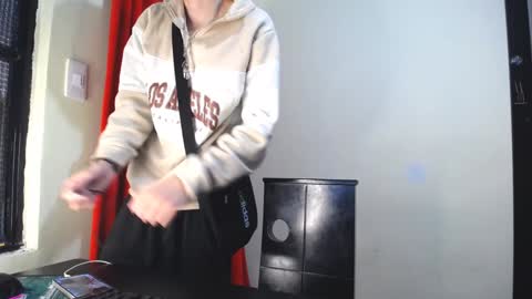 Snapshot of _thomas_hot_ chatting on 02-05-25, 07:53 Thomas online show from 02-05-25, 07:53