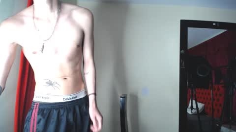 Snapshot of _thomas_hot_ chatting on 02-08-25, 09:25 Thomas online show from 02-08-25, 09:25