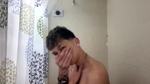 Snapshot of _thomas_hot_ chatting on 03-08-25, 11:05 Thomas online show from 03-08-25, 11:05