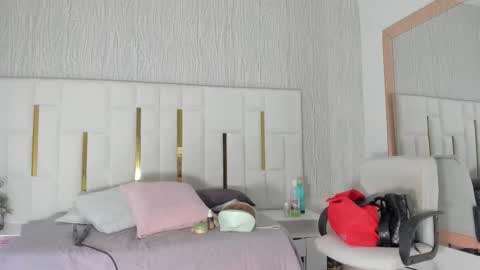 Rousse  online show from 01-10-26, 07:15