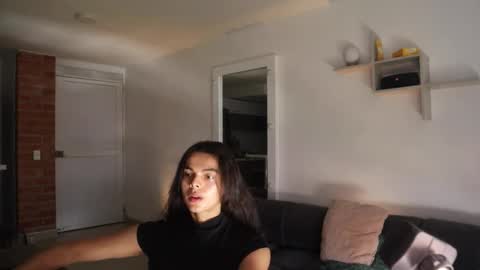 Anastasia Vahos online show from 10-05-25, 05:11