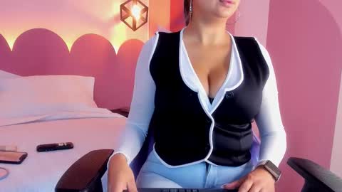 _valeryboobs_ online show from 11-14-25, 12:48