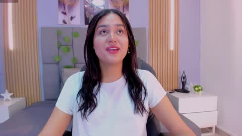 Snapshot of _valerycooper chatting on 04-12-26, 12:32 _valerycooper online show from 04-12-26, 12:32