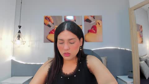 Snapshot of _valerycooper chatting on 04-28-26, 11:37 _valerycooper online show from 04-28-26, 11:37