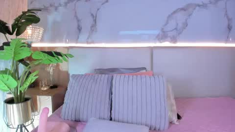 Valery online show from 04-26-26, 03:48