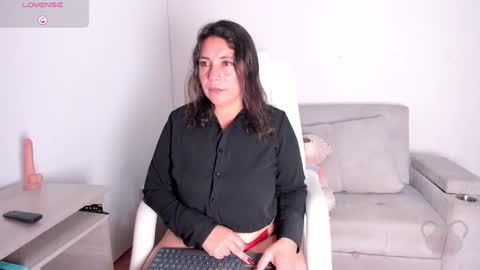 Snapshot of _vanebrown87 chatting on 03-08-25, 09:50 vanesa online show from 03-08-25, 09:50