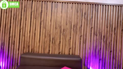 Veronica online show from 04-13-26, 11:59