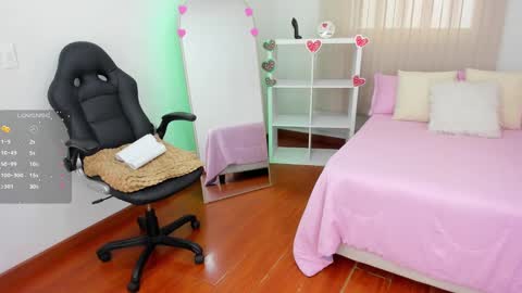 Snapshot of _victoria_collins chatting on 02-13-25, 06:16 Sol online show from 02-13-25, 06:16