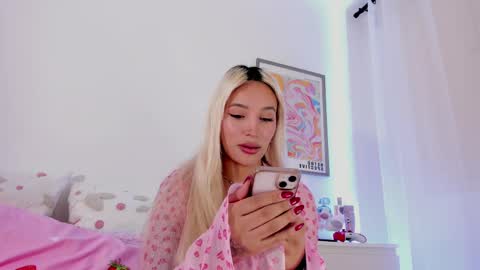   online show from 03-01-25, 09:37