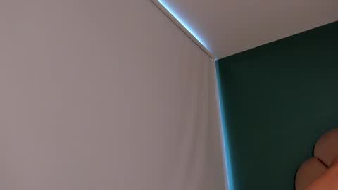 Snapshot of _vix555_ chatting on 12-26-24, 03:31 Vix online show from 12-26-24, 03:31