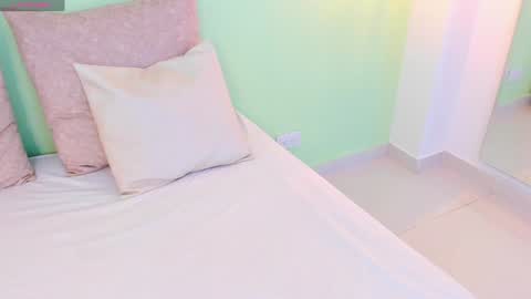 Snapshot of _vix555_ chatting on 01-21-25, 07:26 Vix online show from 01-21-25, 07:26