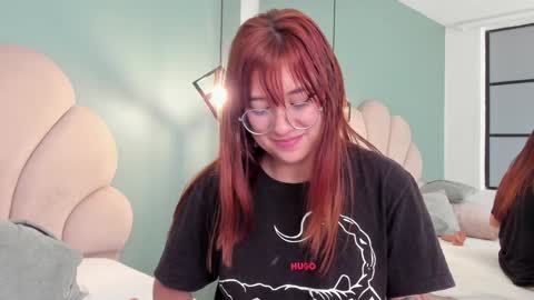 Snapshot of _vix555_ chatting on 02-03-25, 09:52 Vix online show from 02-03-25, 09:52