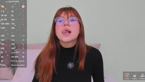 Snapshot of _vix555_ chatting on 02-11-25, 10:18 Vix online show from 02-11-25, 10:18