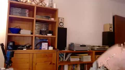 Snapshot of _whoisthatguy_ chatting on 03-14-26, 05:40 _whoisthatguy_ online show from 03-14-26, 05:40
