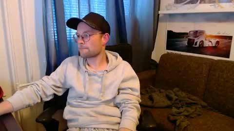 Snapshot of _whoisthatguy_ chatting on 05-15-26, 04:58 _whoisthatguy_ online show from 05-15-26, 04:58
