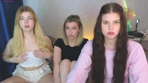 Fiona and Wayne online show from 04-24-26, 03:03