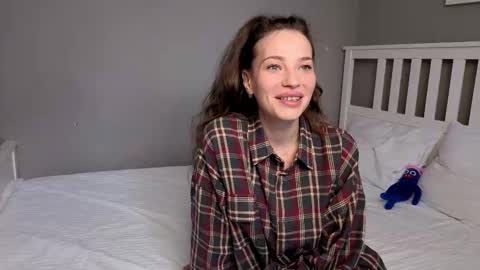 Snapshot of _wild_beauty_ chatting on 11-07-25, 05:29 _wild_beauty_ online show from 11-07-25, 05:29