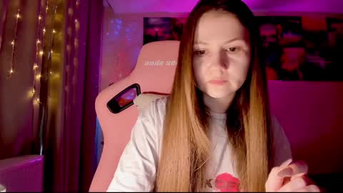 Enni online show from 01-19-25, 08:18