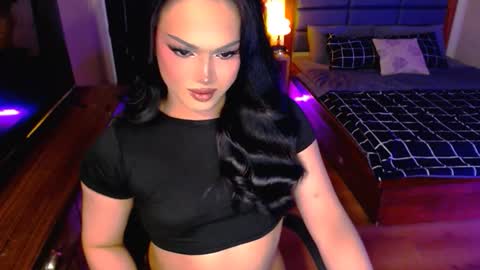 Sofie online show from 03-13-26, 06:47