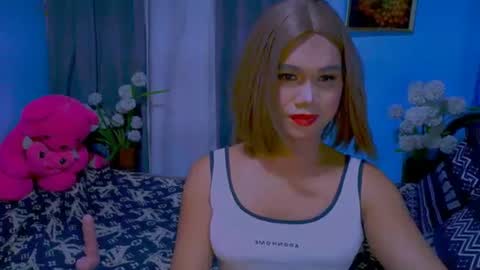Snapshot of _xxbarbiee chatting on 08-02-26, 07:23 Barbie online show from 08-02-26, 07:23