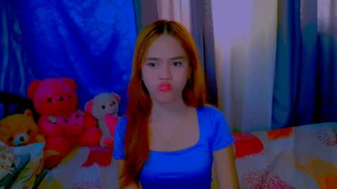 _xxlilly online show from 05-18-26, 07:47