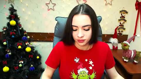 Snapshot of _your_fantasy_girl chatting on 12-08-24, 03:10 Alisa online show from 12-08-24, 03:10