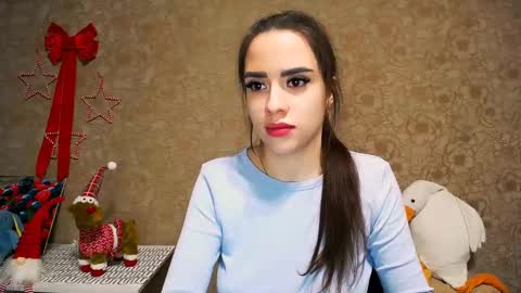 Snapshot of _your_fantasy_girl chatting on 12-28-24, 05:12 Alisa online show from 12-28-24, 05:12