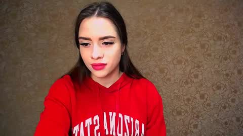 Snapshot of _your_fantasy_girl chatting on 02-08-25, 04:14 Alisa online show from 02-08-25, 04:14