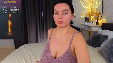 Snapshot of _your_sweetdream chatting on 12-03-24, 11:22 Jasmine online show from 12-03-24, 11:22