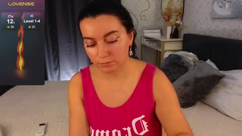 Snapshot of _your_sweetdream chatting on 01-04-25, 12:27 Jasmine online show from 01-04-25, 12:27