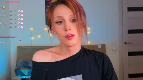 LITTLE FOX online show from 04-10-26, 09:47