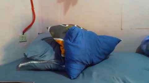Snapshot of _yourmyonlyb_22 chatting on 01-18-25, 05:20 cherry online show from 01-18-25, 05:20