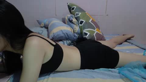 Snapshot of _yourmyonlyb_22 chatting on 10-01-25, 10:49 cherry online show from 10-01-25, 10:49