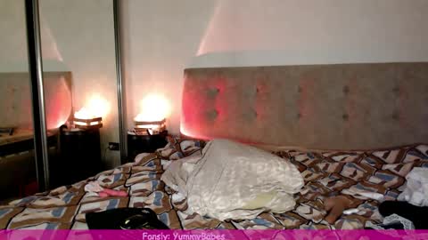 Nicole  Thomas  Dave online show from 04-21-26, 02:51