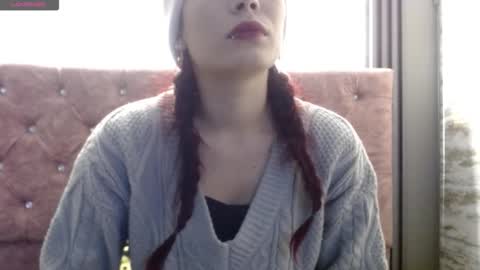 Yuyi online show from 02-07-26, 11:25