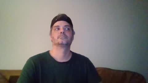 Snapshot of _zeus____ chatting on 02-14-25, 05:09 Zeus online show from 02-14-25, 05:09