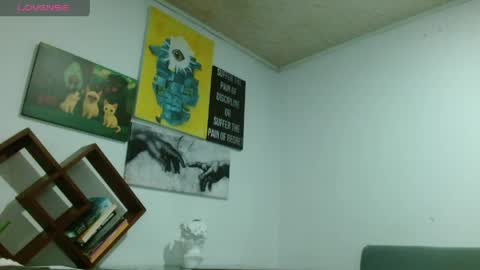 Zoe  online show from 04-21-26, 03:02