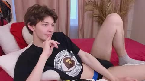 Snapshot of a11ice chatting on 10-30-25, 12:39 Denis online show from 10-30-25, 12:39