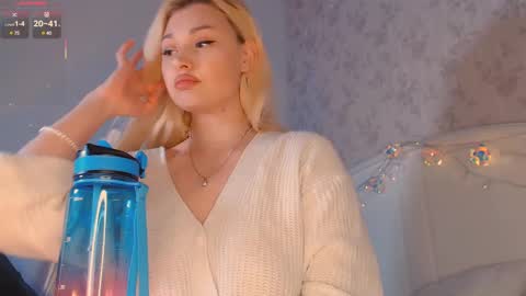 Snapshot of a1l3na_al3 chatting on 03-02-25, 02:21   Alena  online show from 03-02-25, 02:21