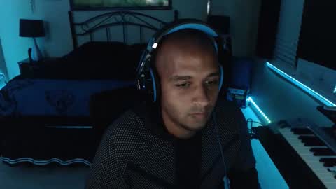 a4orce online show from 10-23-25, 01:49