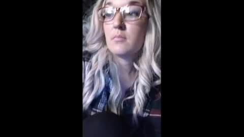 Snapshot of a6909 chatting on 12-20-24, 01:58 Bree Anna online show from 12-20-24, 01:58