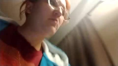 Snapshot of a6909 chatting on 11-02-25, 12:46 Bree Anna online show from 11-02-25, 12:46