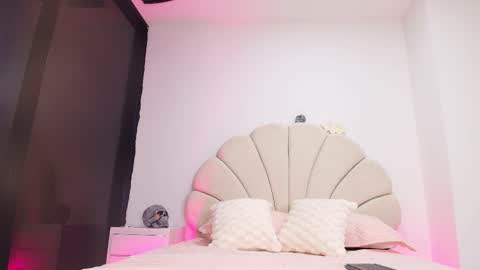 Aisha online show from 10-28-25, 11:58