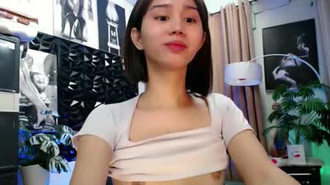 Lovely Yana  online show from 01-16-26, 11:47