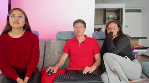 Snapshot of a_sexy_couple__ chatting on 12-21-24, 03:42 A Sexy Couple online show from 12-21-24, 03:42