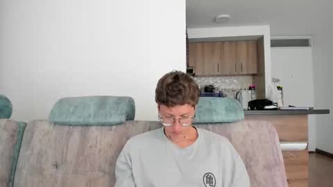 Snapshot of a_sexy_couple__ chatting on 02-01-25, 06:19 A Sexy Couple online show from 02-01-25, 06:19