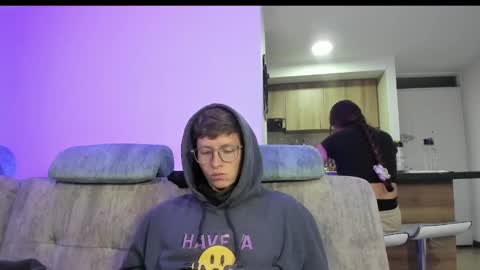 Snapshot of a_sexy_couple__ chatting on 02-06-25, 12:33 A Sexy Couple online show from 02-06-25, 12:33